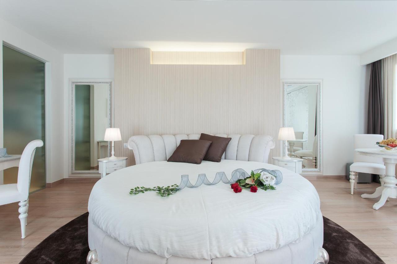 Princier Fine Resort & Spa Rimini Bagian luar foto