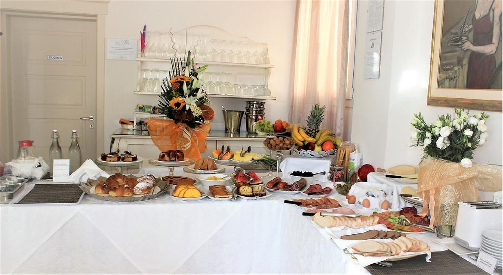 Princier Fine Resort & Spa Rimini Bagian luar foto