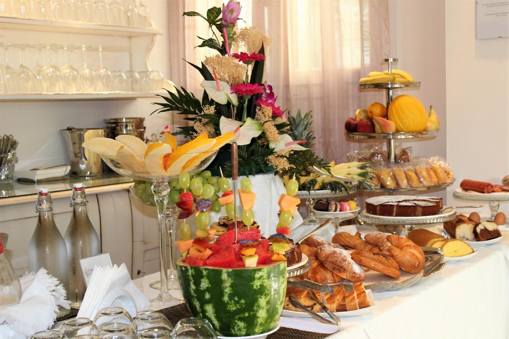 Princier Fine Resort & Spa Rimini Bagian luar foto